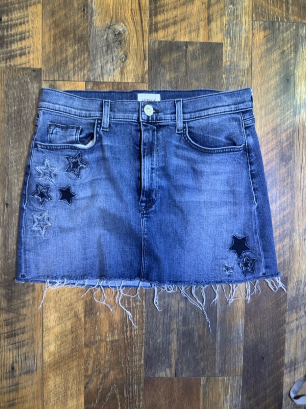 Hudson Denim Mini Skirt Star Embroidery distressed hem size 27